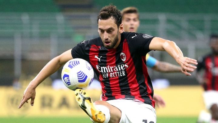 Θα το πάει μέχρι τέρμα η Μίλαν για Τσαλχάνογλου!