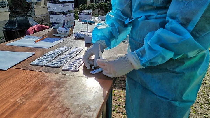 Κορωνοϊός: 5903 θάνατοι στην Ελλάδα Κορωνοϊός: 5903 θάνατοι στην Ελλάδα