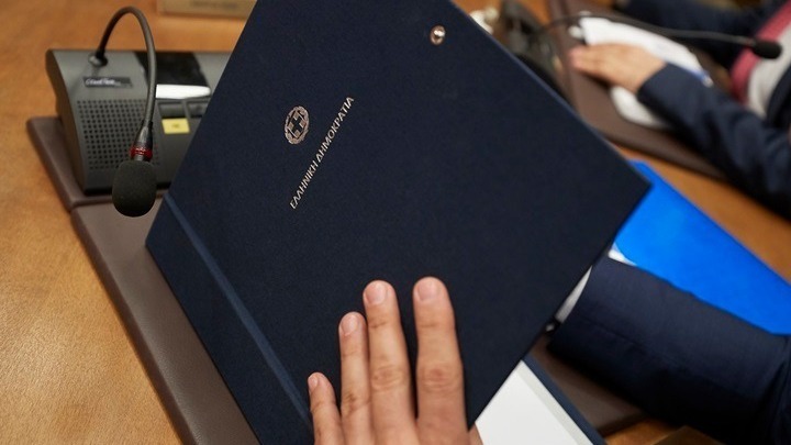 Σαρωτικές αλλαγές στην Κυβέρνηση Σαρωτικές αλλαγές στην Κυβέρνηση