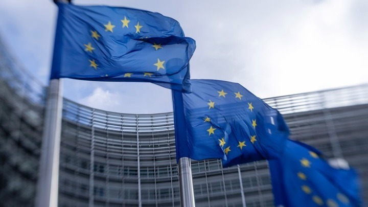ΕΕ: Ο ουκρανικός λαός «προστατεύει την χώρα του αλλά και τις κοινές μας αξίες για ελευθερία και δημοκρατία» ΕΕ: Ο ουκρανικός λαός «προστατεύει την χώρα του αλλά και τις κοινές μας αξίες για ελευθερία και δημοκρατία»
