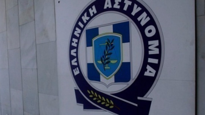 59χρονος σκότωσε τον αδερφό του και στη συνέχεια παραδόθηκε στην αστυνομία 59χρονος σκότωσε τον αδερφό του και στη συνέχεια παραδόθηκε στην αστυνομία