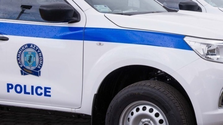 Συνελήφθησαν δύο βασικά μέλη κυκλώματος παράνομης διακίνησης αλλοδαπών Συνελήφθησαν δύο βασικά μέλη κυκλώματος παράνομης διακίνησης αλλοδαπών