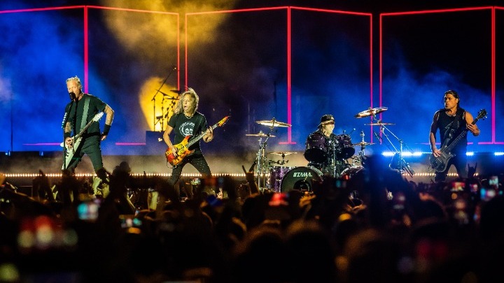 Συναυλία των Metallica για την καταπολέμηση της επισιτιστικής ανασφάλειας Συναυλία των Metallica για την καταπολέμηση της επισιτιστικής ανασφάλειας