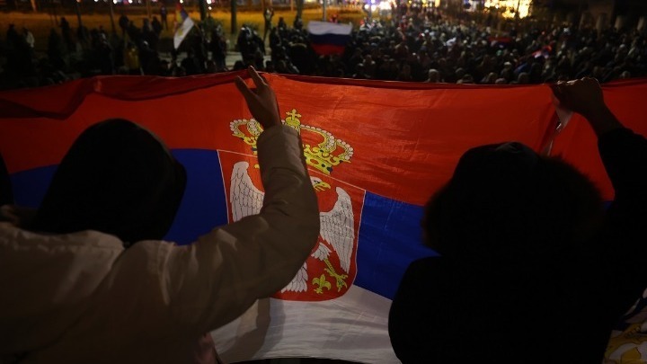 Ο Βούτσιτς ζήτησε από τους Σέρβους να αποσύρουν τα οδοφράγματα στο Κόσοβο