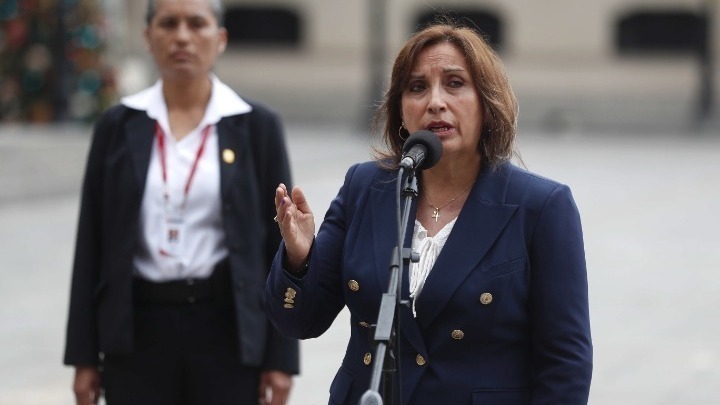 Απόρριψη του αιτήματος της προέδρου του Περού για εκλογές Απόρριψη του αιτήματος της προέδρου του Περού για εκλογές