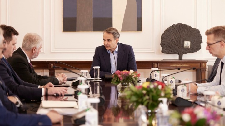 Σύσκεψη του πρωθυπουργού με τους εκπροσώπους του ΟΣΕ, της ΕΡΓΟΣΕ και της Hellenic Train