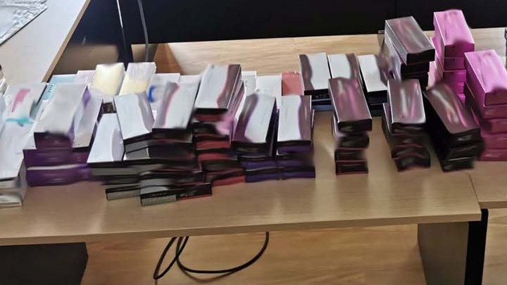 Εξαρθρώθηκε κύκλωμα που διακινούσε μη εγκεκριμένα φαρμακευτικά σκευάσματα Εξαρθρώθηκε κύκλωμα που διακινούσε μη εγκεκριμένα φαρμακευτικά σκευάσματα