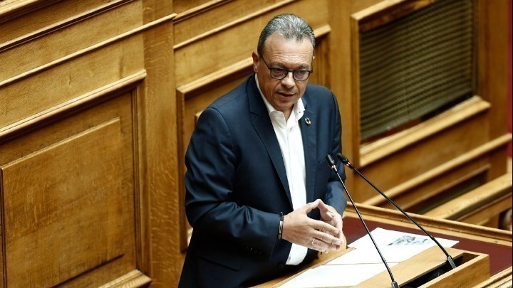 Σ. Φάμελλος: Η κυβέρνηση ευθύνεται για τις αρνητικές εξελίξεις στην οπαδική βία Σ. Φάμελλος: Η κυβέρνηση ευθύνεται για τις αρνητικές εξελίξεις στην οπαδική βία