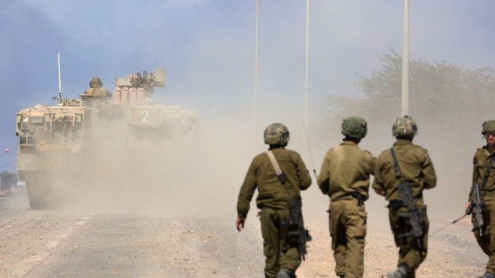 Το Ισραήλ έναντι της Γάζας αλλά και της Δυτικής όχθης Το Ισραήλ έναντι της Γάζας αλλά και της Δυτικής όχθης