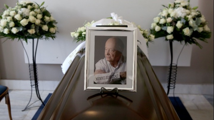 Κηδεύτηκε ο Μίμης Πλέσσας Κηδεύτηκε ο Μίμης Πλέσσας