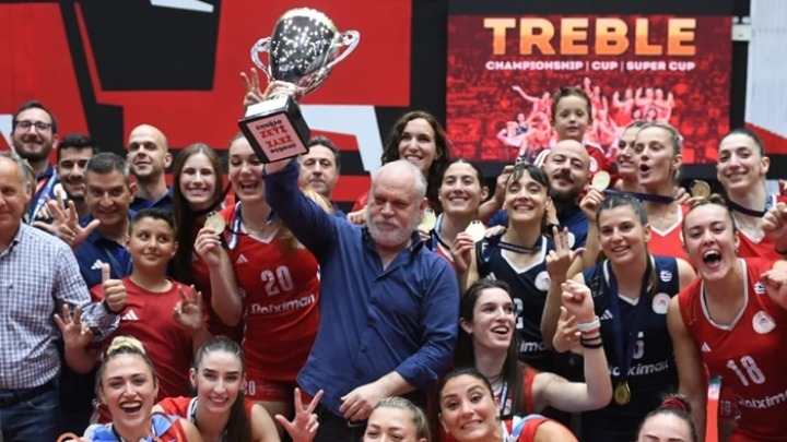 Πρωταθλητής ο Ολυμπιακός στο γυναικείο Βόλεϊ Πρωταθλητής ο Ολυμπιακός στο γυναικείο Βόλεϊ