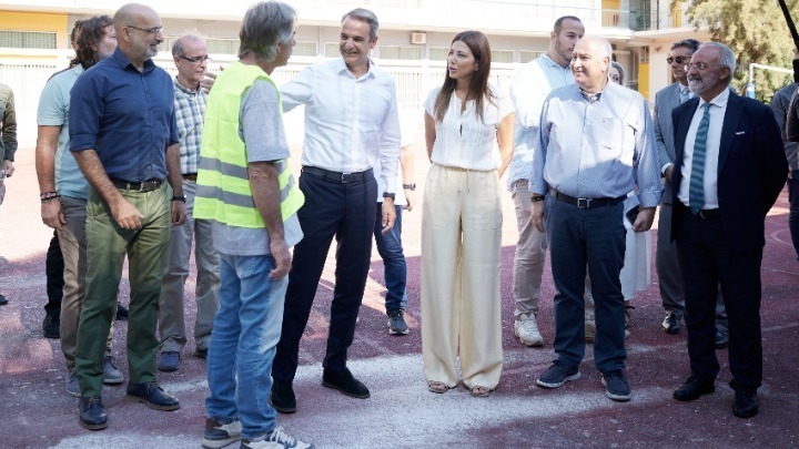 Mitsotakis: 431 schools refurbished as part of the “Marietta Giannakou” programme