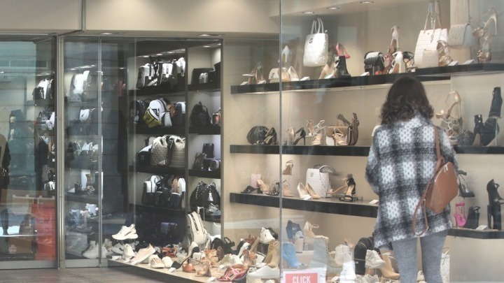 Winter sales Jan 12-Feb 28 can bring in 6 billion euros in turnover, chamber president says