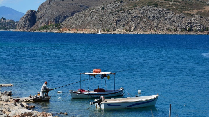 ΑΠΕ ΜΠΕ ΝΑΥΠΛΙΟ