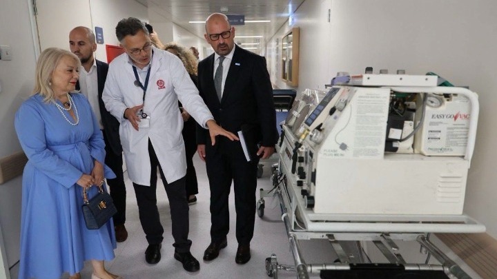 Humanitarian aid from Greece to the Saint George Hospital in Lebanon