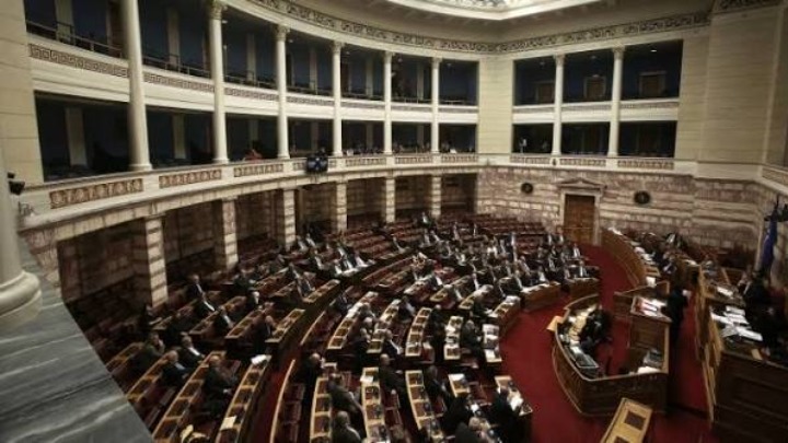 Parliament approves social media ban for minors from January 1, 2027
