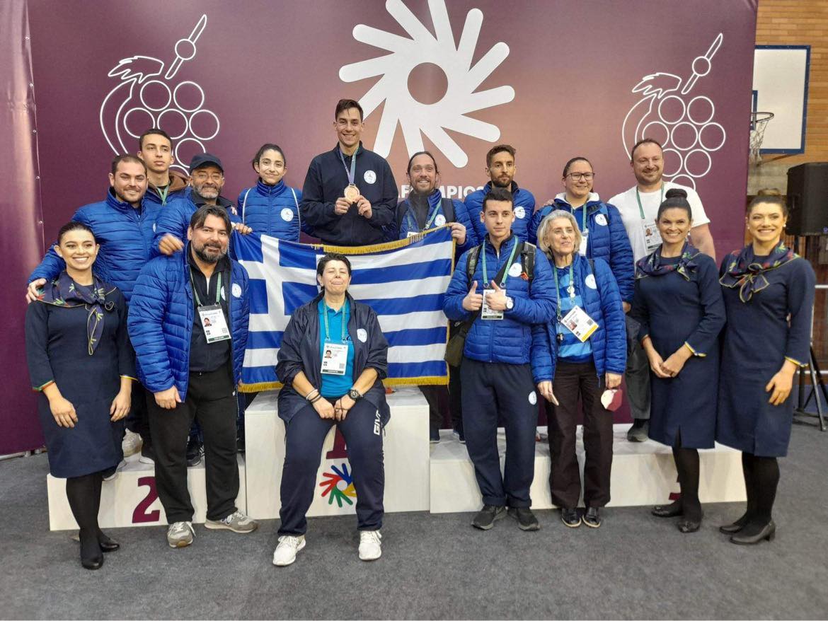 Φωτεινό παράδειγμα! Ο βαρήκοος Ολυμπιονίκης που βοηθάει ΑμεΑ, παράλληλα με τον πρωταθλητισμό!