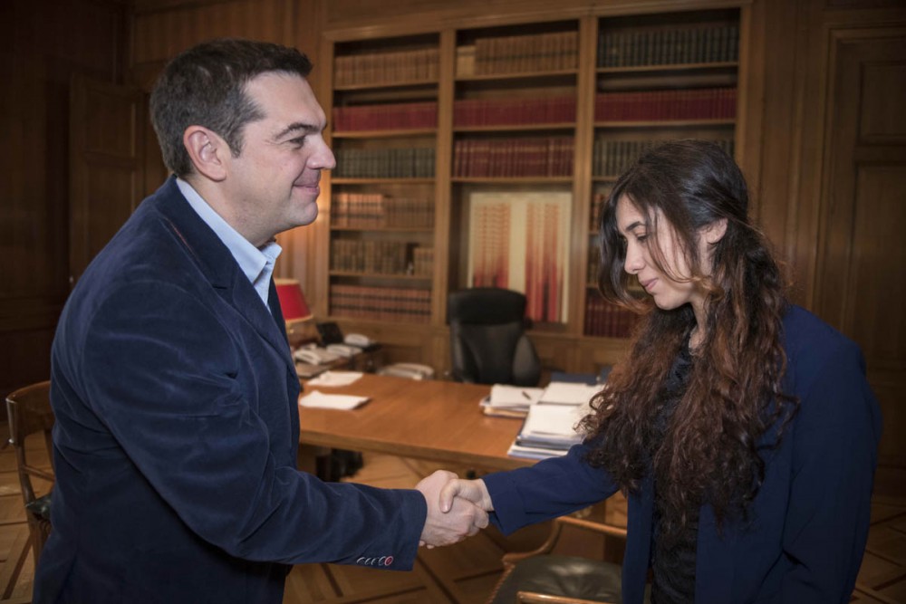 Όταν η βραβευμένη με Νόμπελ Ειρήνης Νάντια Μουράντ βρέθηκε στην Αθήνα 6 tsiprasGIA
